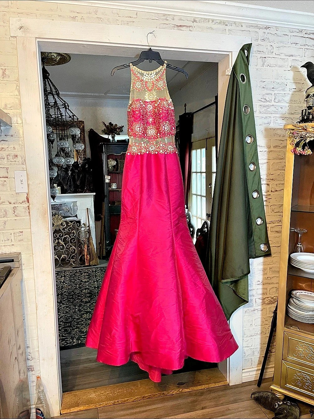 🌟MAKE OFFER🌟 Rachel Allan Embellished Gown in Pink Size 4